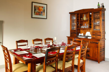 taranaki country lodge dining room